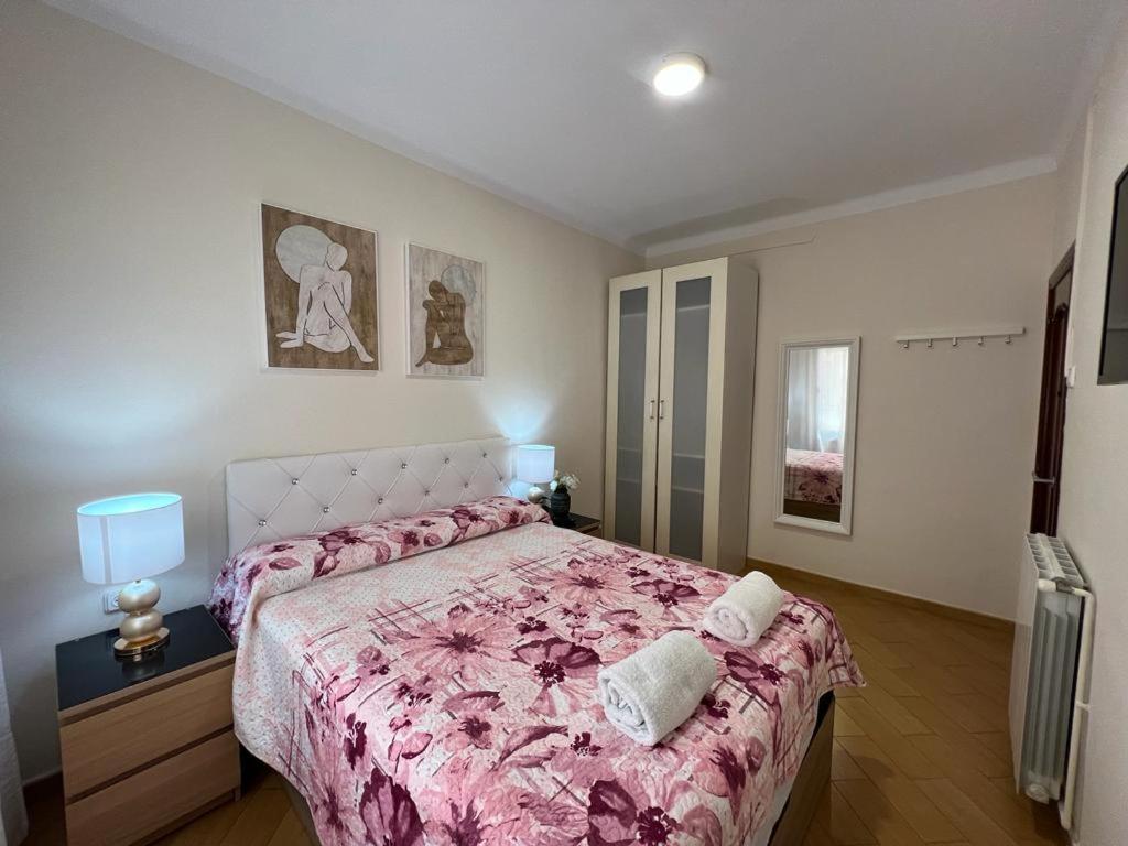 Rooms Nueva Valencia Βαρκελώνη Εξωτερικό φωτογραφία