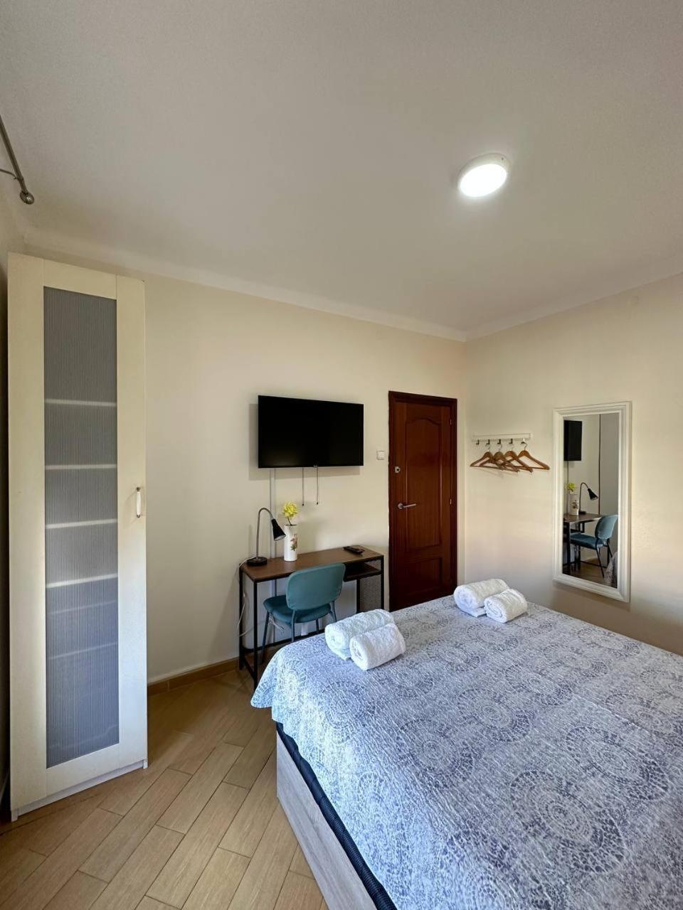 Rooms Nueva Valencia Βαρκελώνη Εξωτερικό φωτογραφία