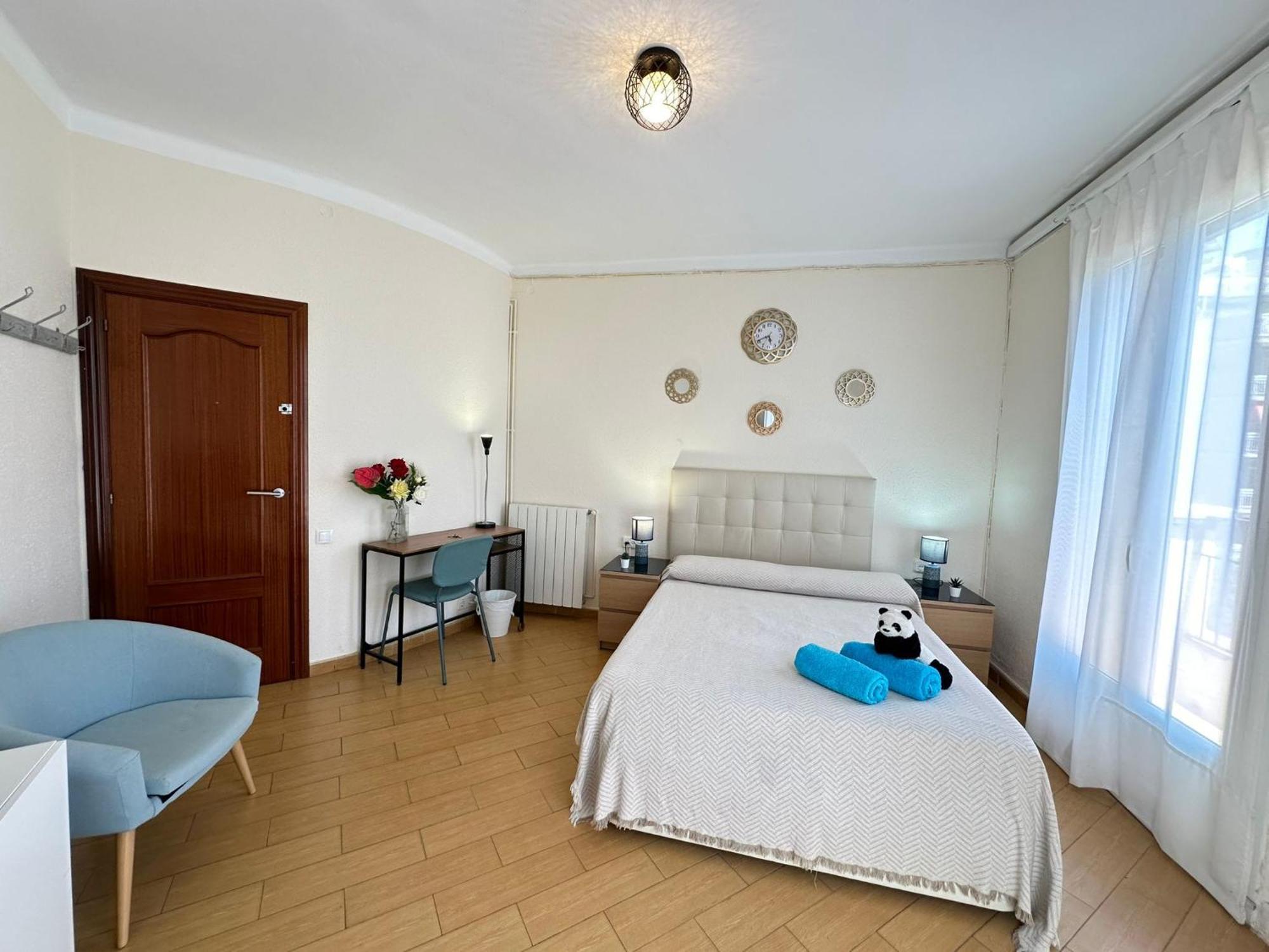 Rooms Nueva Valencia Βαρκελώνη Εξωτερικό φωτογραφία