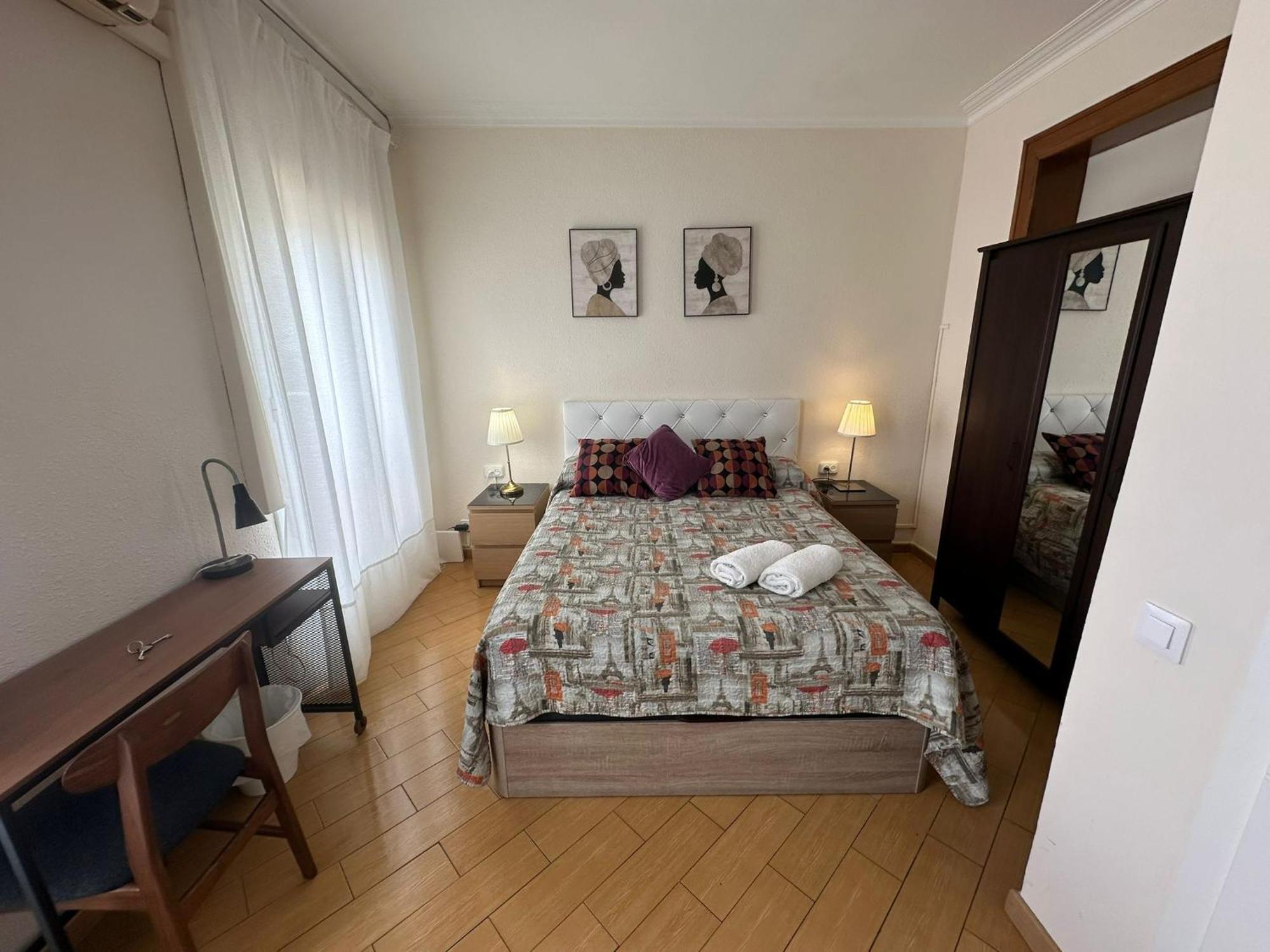 Rooms Nueva Valencia Βαρκελώνη Εξωτερικό φωτογραφία