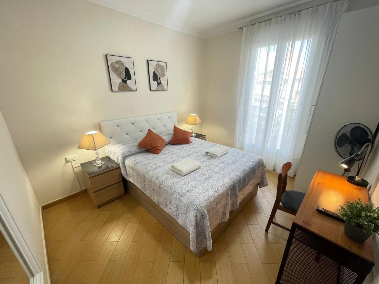 Rooms Nueva Valencia Βαρκελώνη Εξωτερικό φωτογραφία